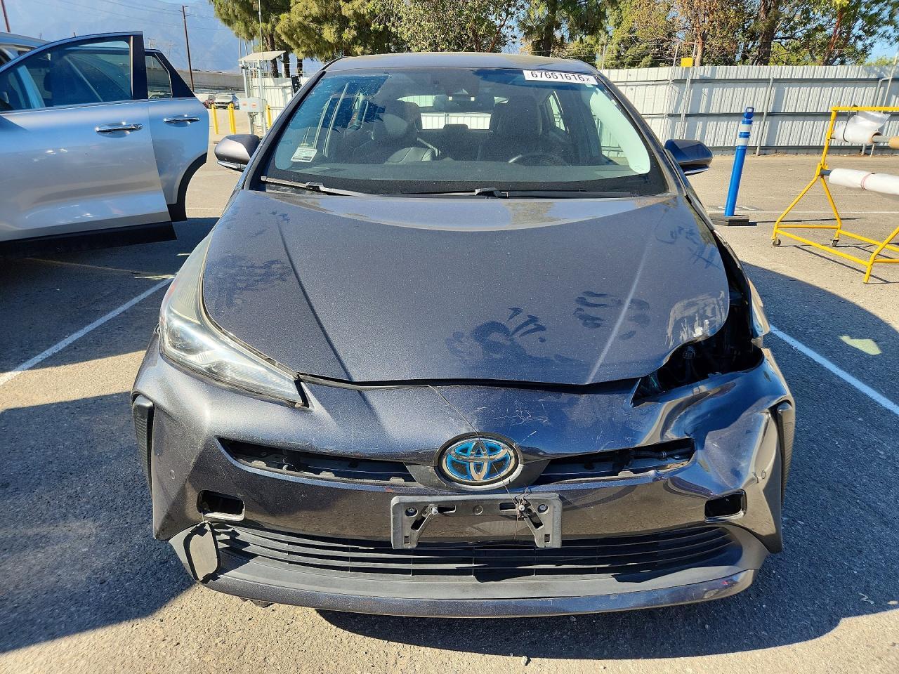 JTDKARFU7K3075848 2019 TOYOTA PRIUS photo no. 5