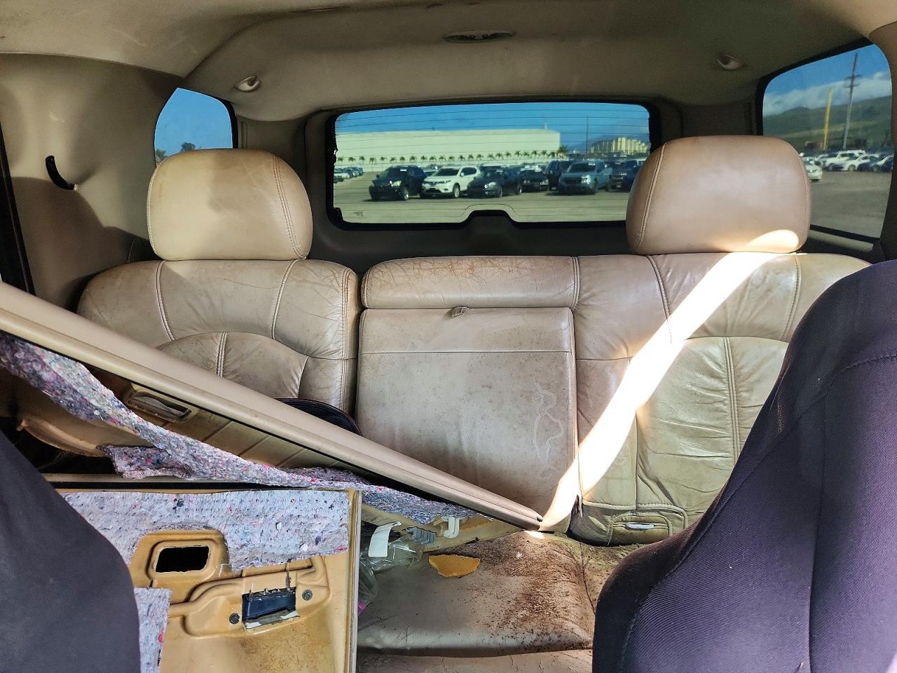 2002 CHEVROLET TAHOE C1500 — Фото 10 из 13
