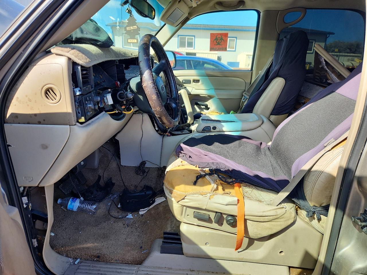 2002 CHEVROLET TAHOE C1500 — Фото 7 из 13