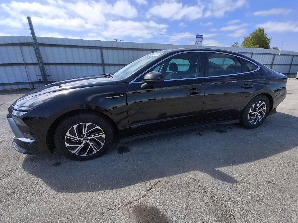 2026 HYUNDAI SONATA KMHL24JJ4TA169101