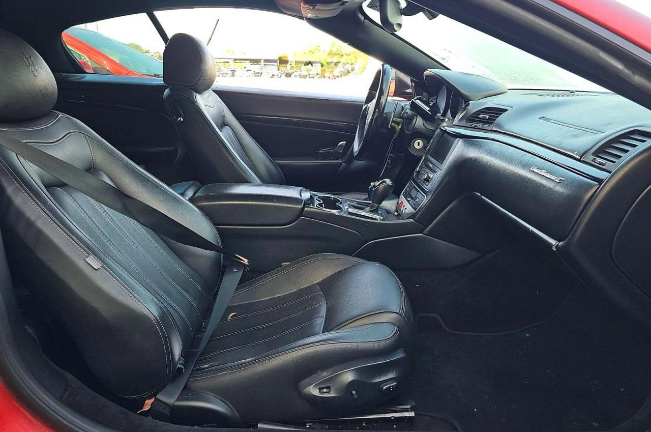 2011 MASERATI GRANTURISMO S — Фото 5 из 14