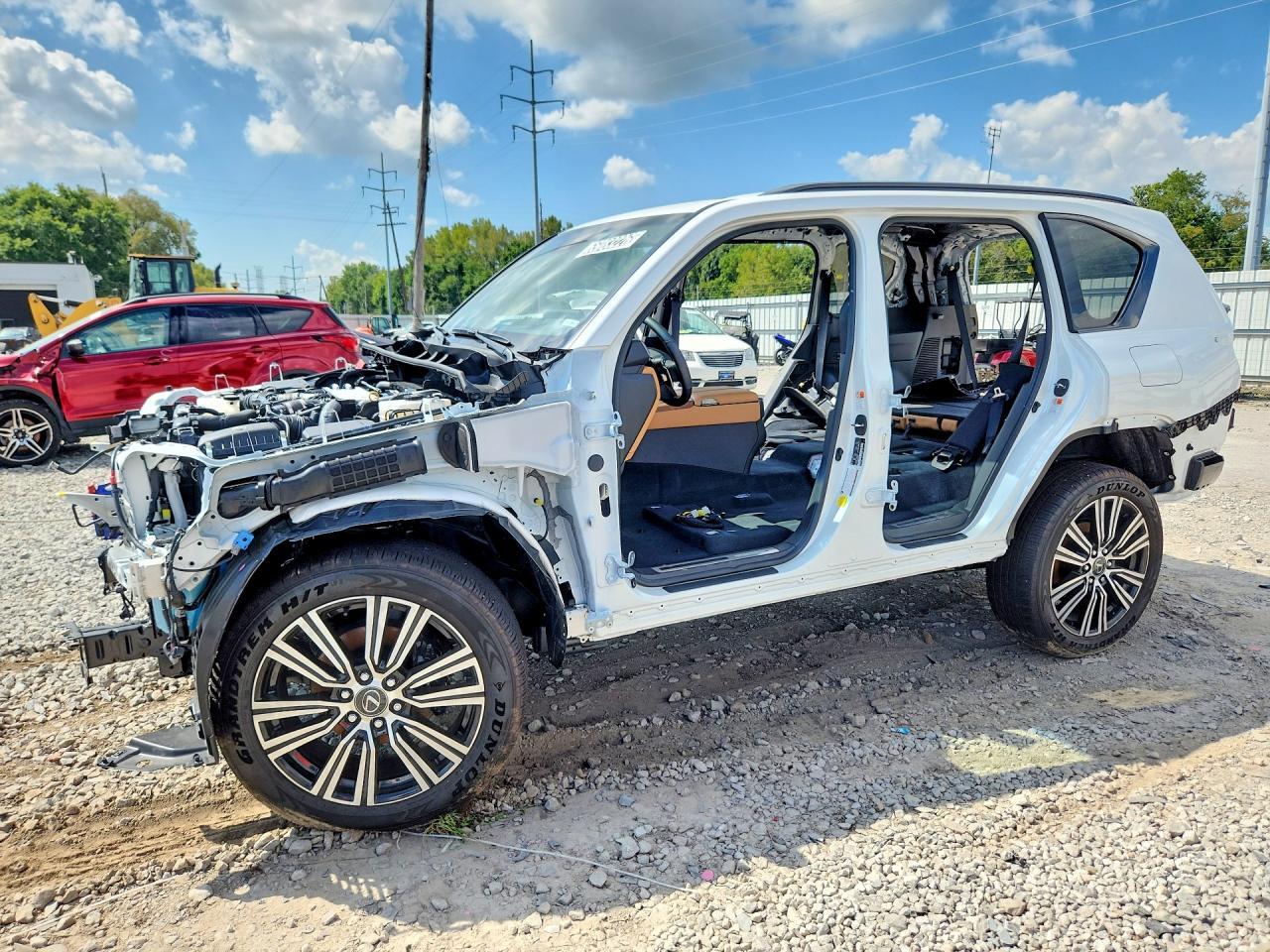 2026 LEXUS LX 600 JTJGB7CX7T4091370