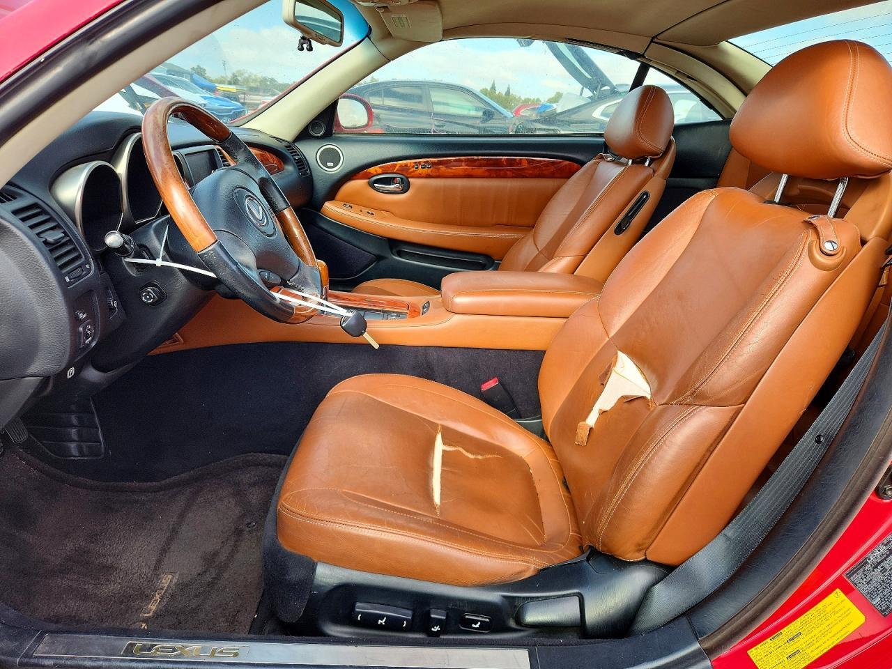 JTHFN48YX20010629 2002 LEXUS SC photo no. 7