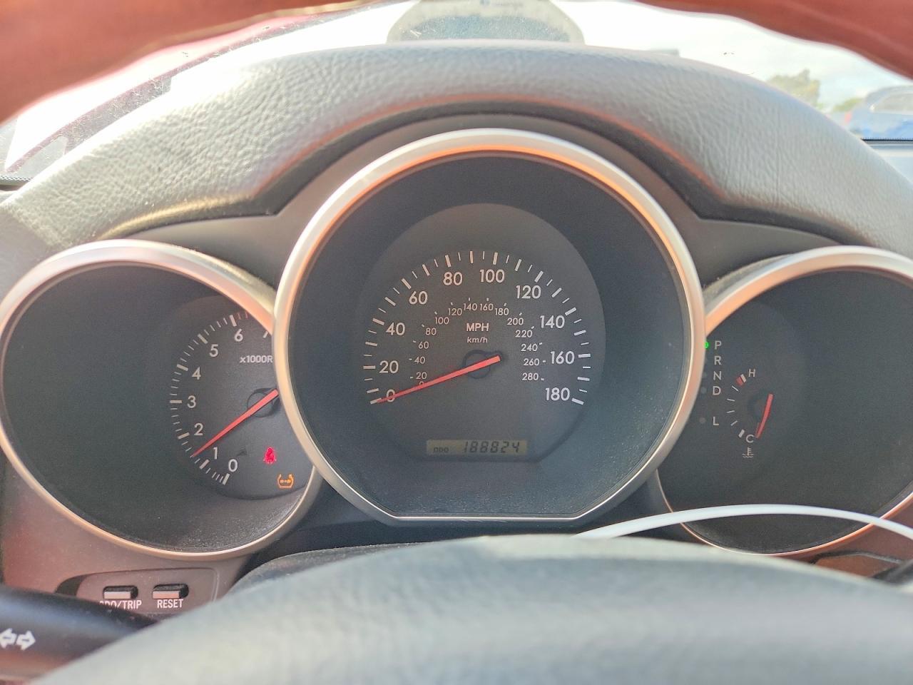 JTHFN48YX20010629 2002 LEXUS SC photo no. 9