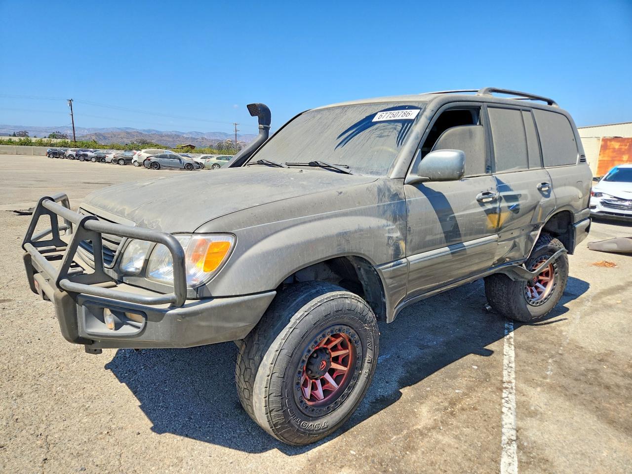 2002 LEXUS LX JTJHT00W123521967