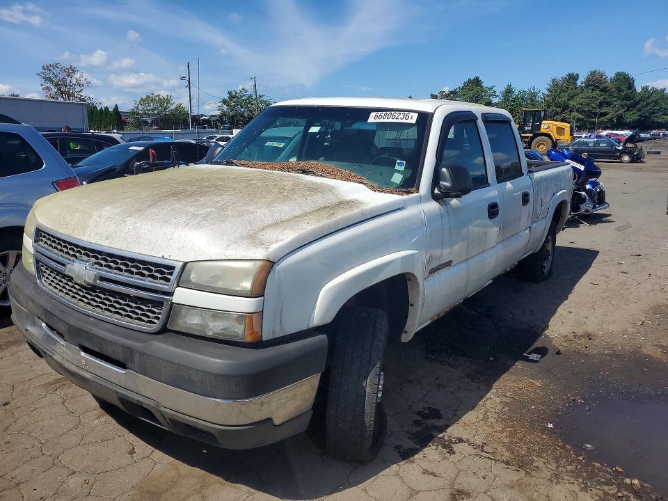 2005 CHEVROLET SILVERADO 1GCHK23UX5F828617