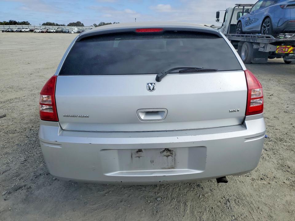 2D4FV48V55H123690 2005 DODGE MAGNUM photo no. 6