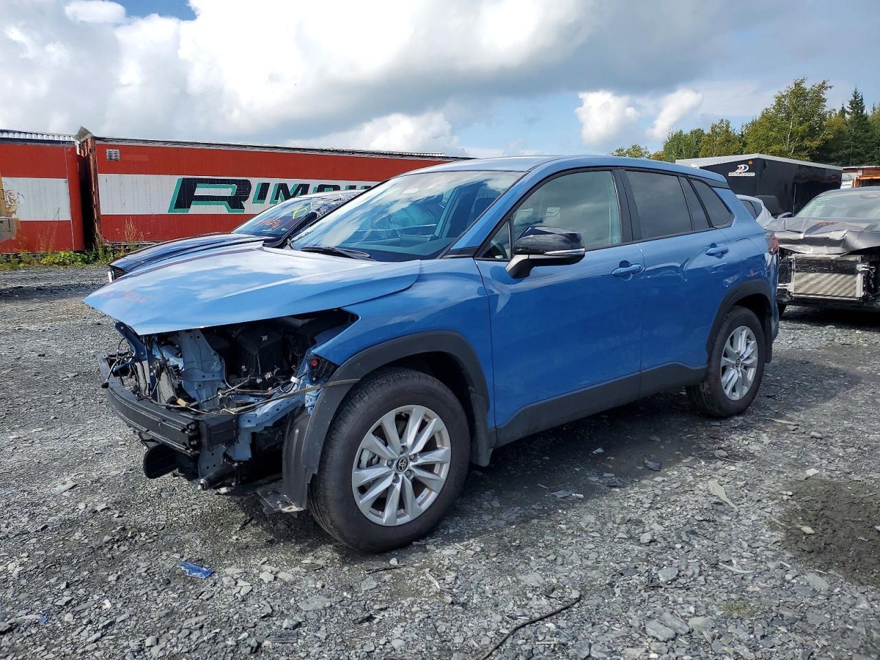 2026 TOYOTA COROLLA CROSS LE