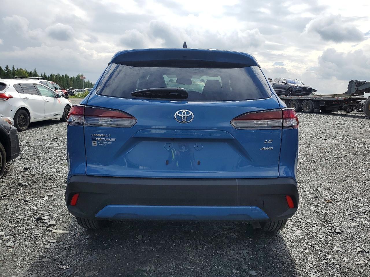 2026 TOYOTA COROLLA CROSS LE — Фото 6 из 14