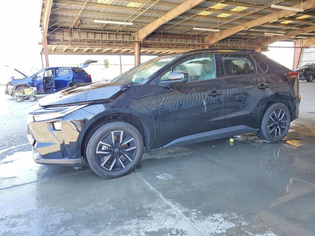 2026 TOYOTA BZ JTMBCAEBXTJ013370