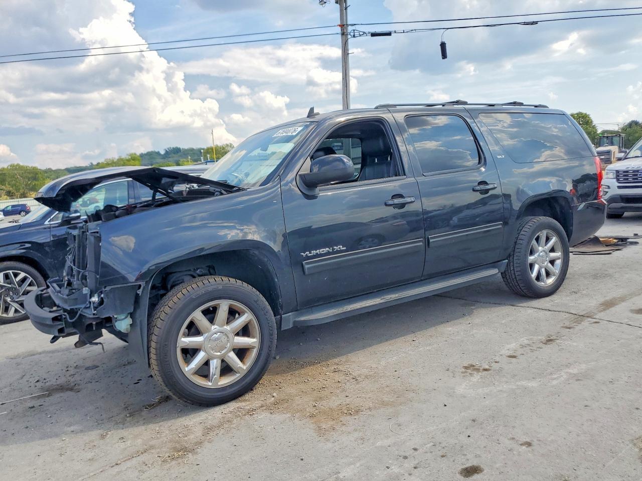 2012 GMC YUKON XL 1GKS2KE73CR263933