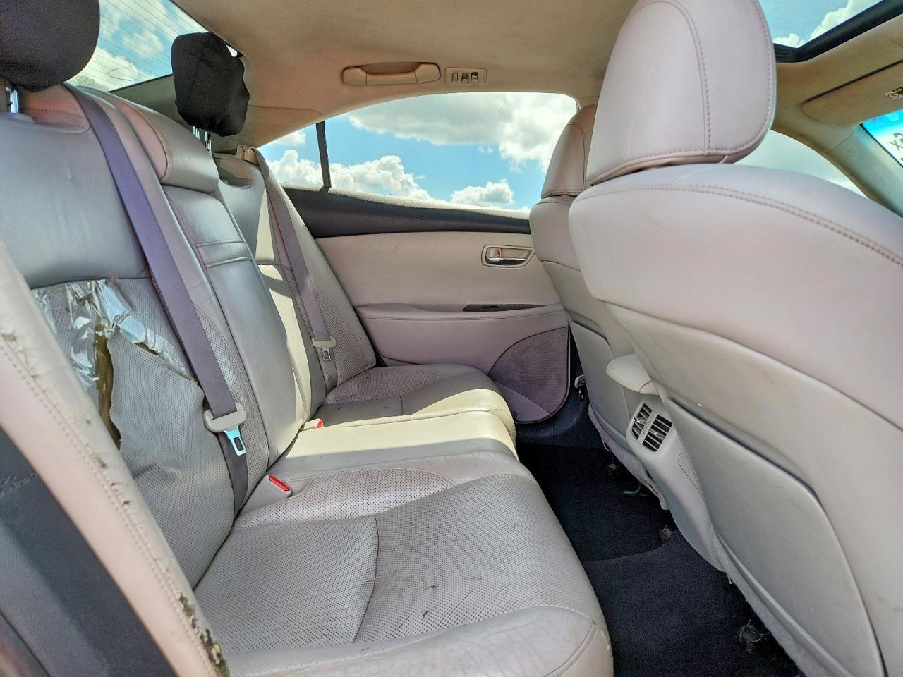 2012 LEXUS ES 350 — Фото 10 из 12