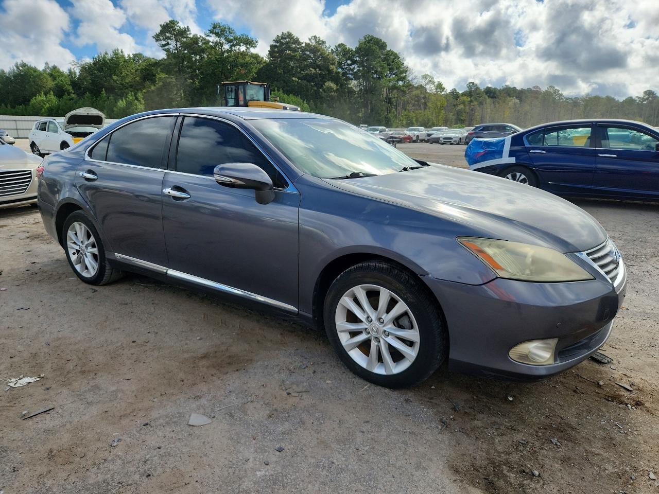 2012 LEXUS ES 350 — Фото 4 из 12