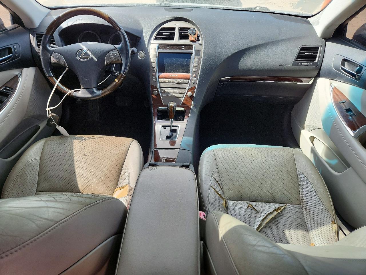 2012 LEXUS ES 350 — Фото 8 из 12