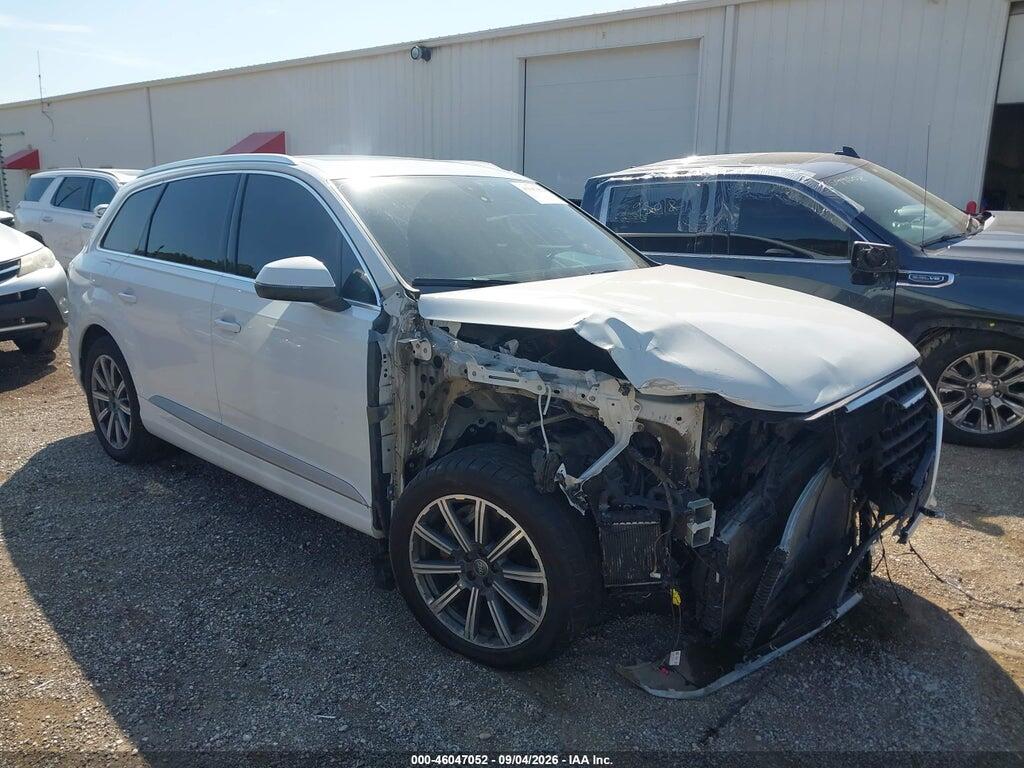 2017 AUDI Q7 WA1LAAF74HD017001