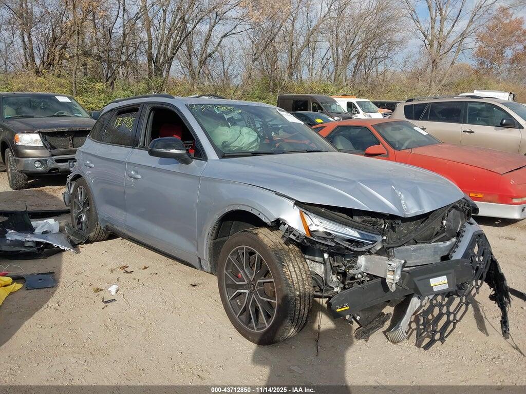2023 AUDI SQ5 WA1B4AFY7P2183695