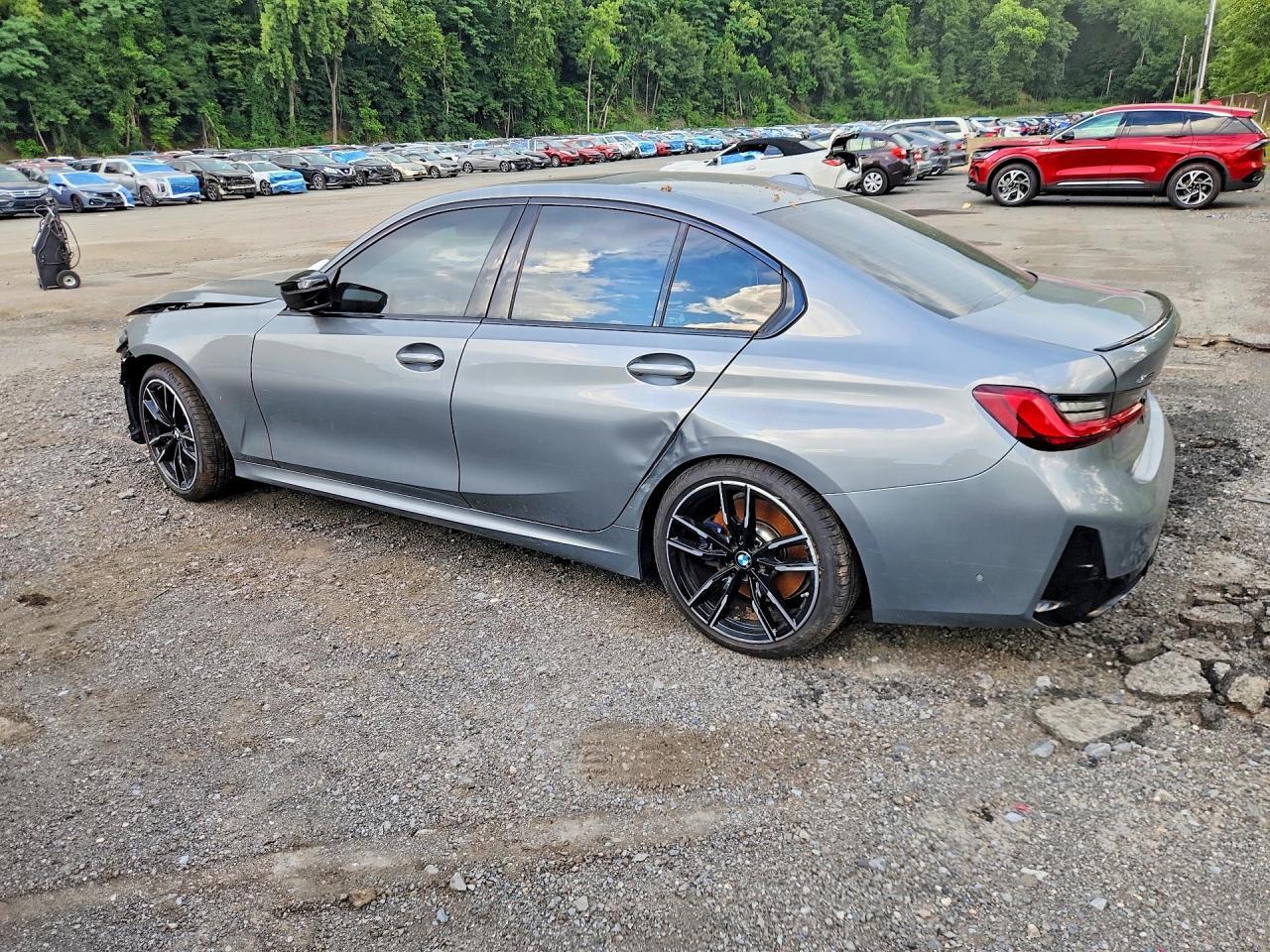 2025 BMW M340XI — Фото 2 из 12