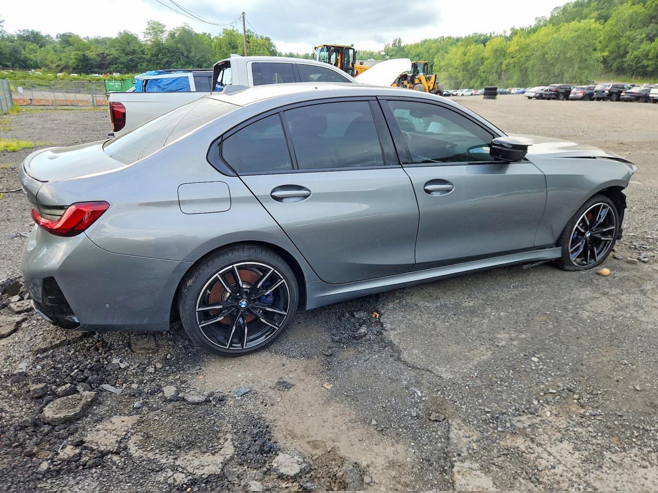 2025 BMW M340XI — Фото 3 из 12