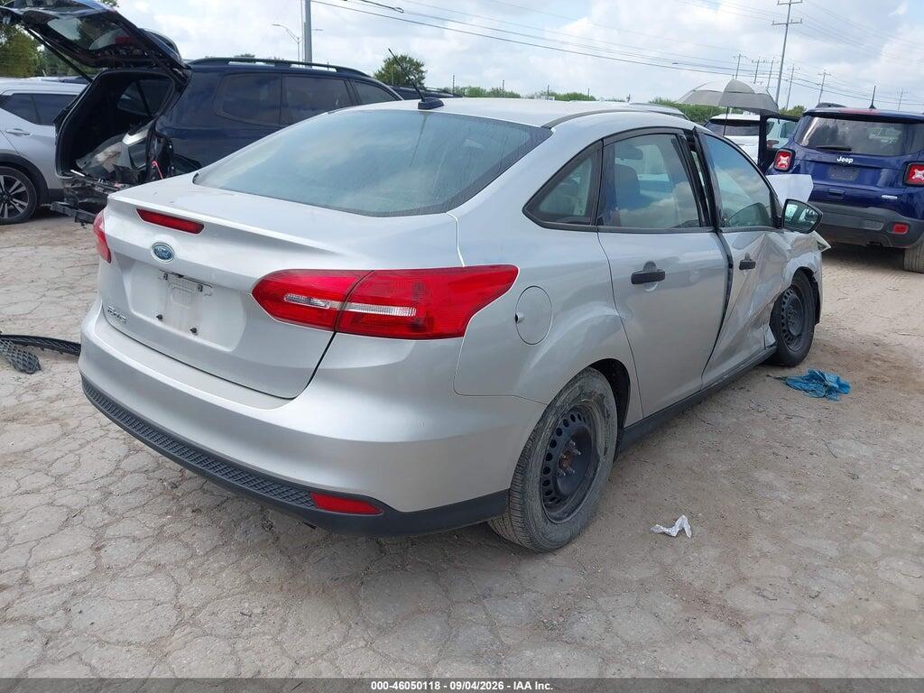 1FADP3E2XHL299229 2017 FORD FOCUS photo no. 4