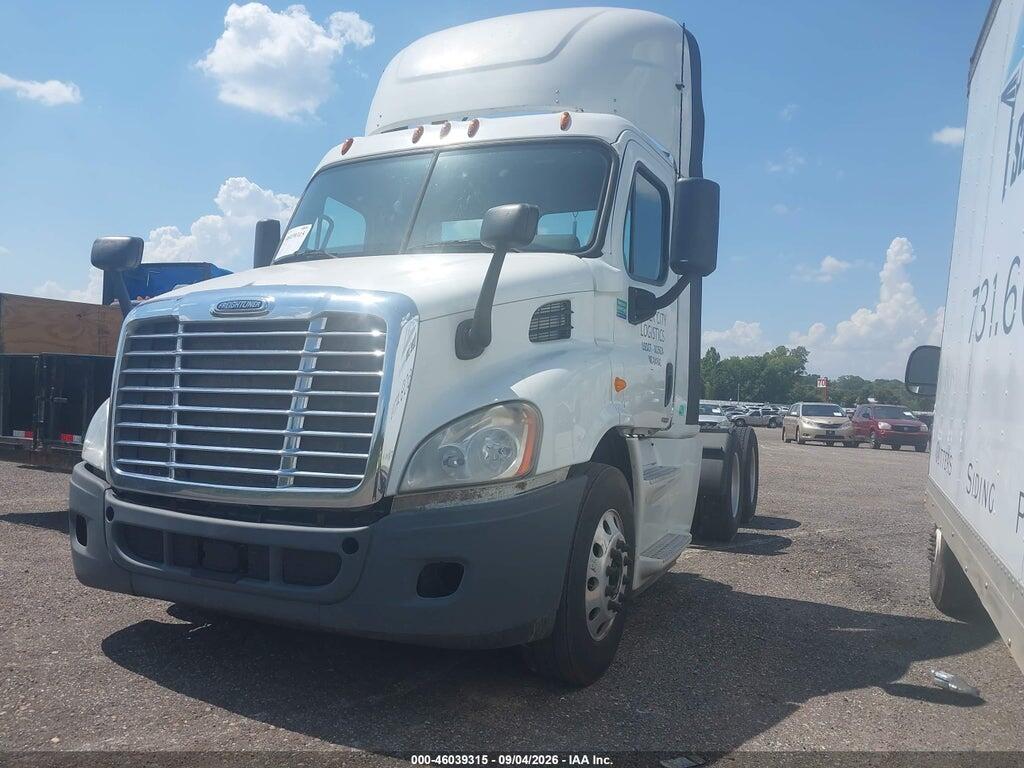 3AKJGBDV4ESFZ2123 2014 FREIGHTLINER CASCADIA 113 photo no. 2