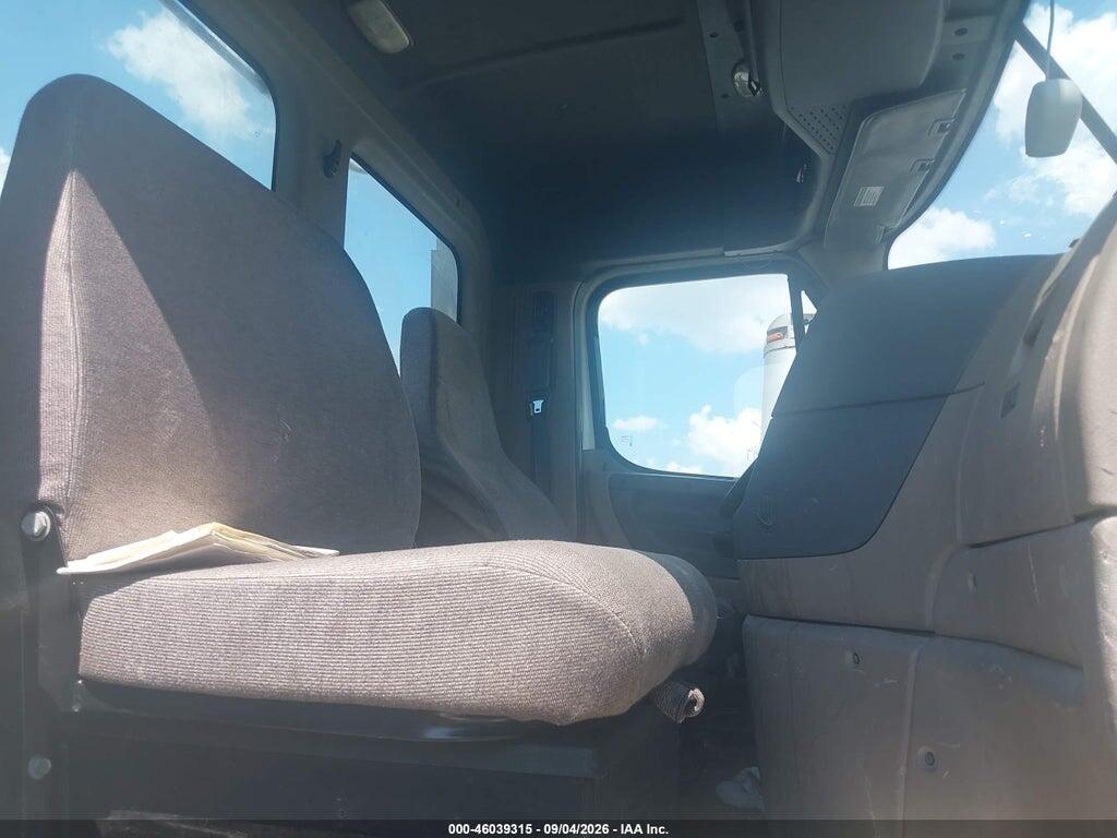 3AKJGBDV4ESFZ2123 2014 FREIGHTLINER CASCADIA 113 photo no. 6
