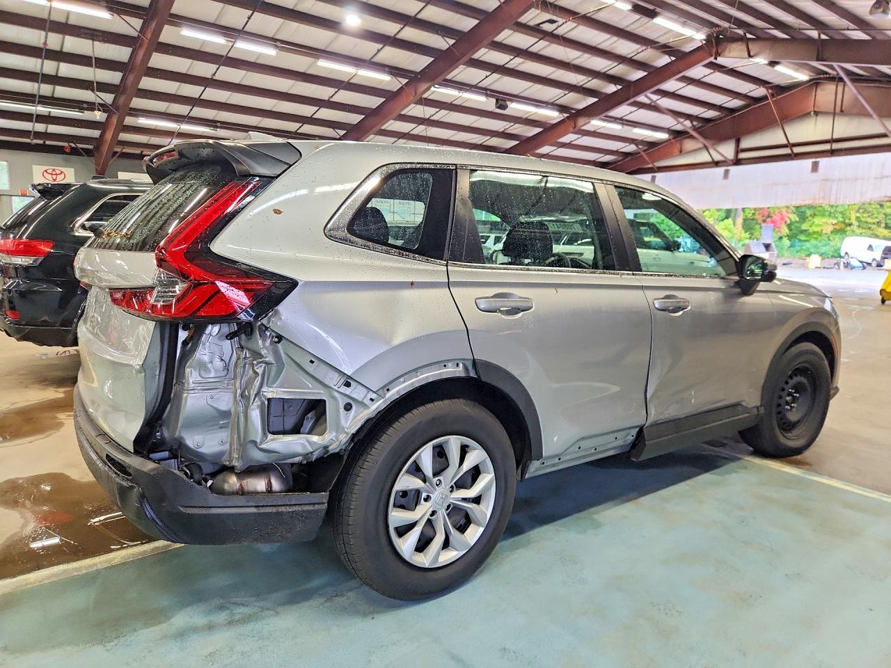 2024 HONDA CR-V LX — Фото 3 из 13
