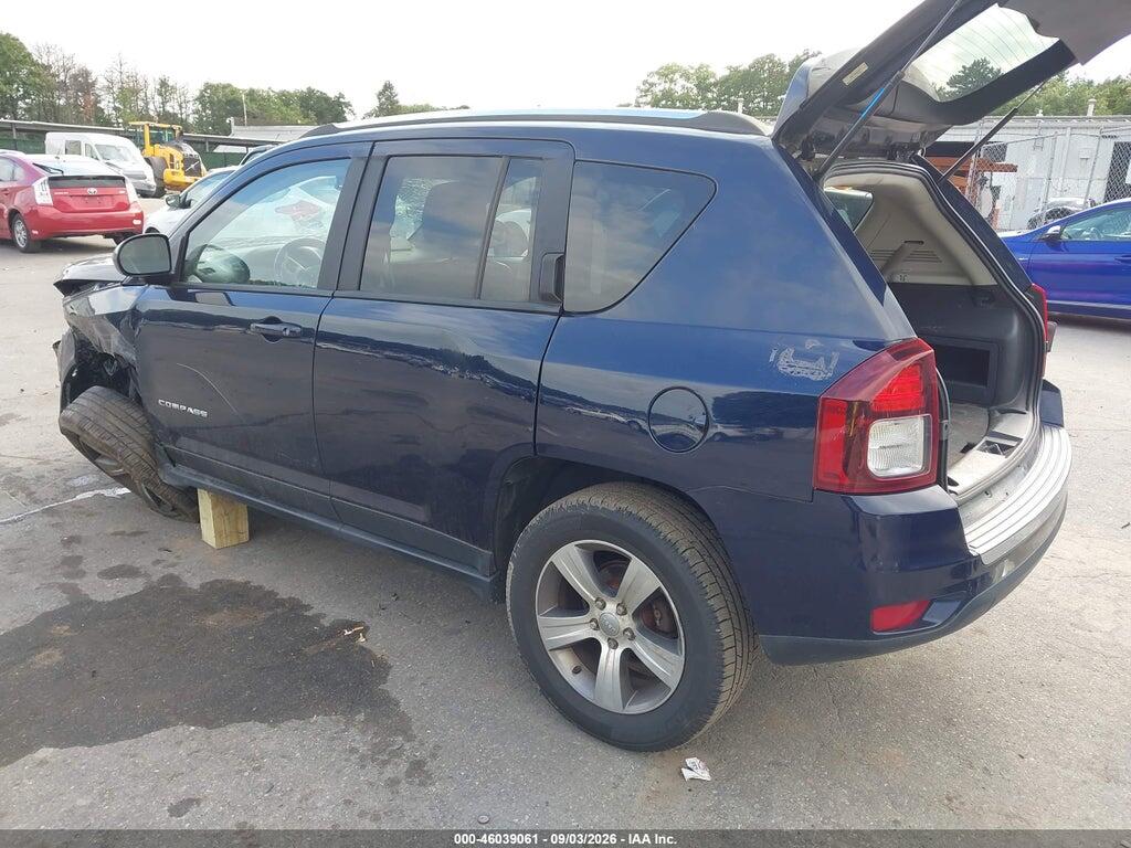 1C4NJDEB2HD112727 2017 JEEP COMPASS photo no. 3