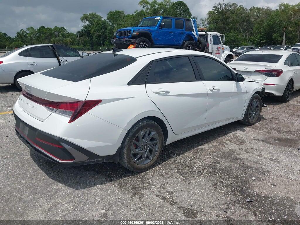 KMHLM4DG3RU763700 2024 HYUNDAI ELANTRA photo no. 4