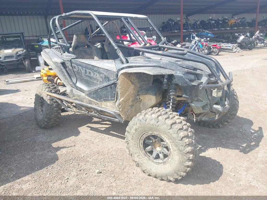 2022 HONDA SXS1000 1HFVE0573N4300151