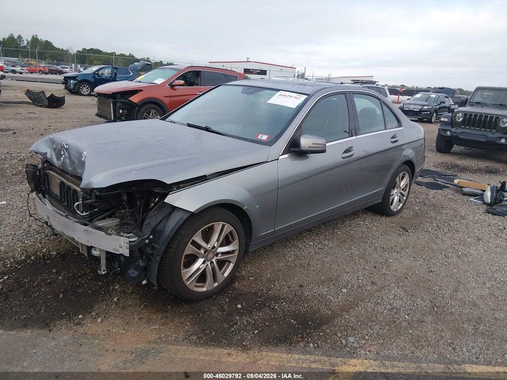 WDDGF8AB3EA943261 2014 MERCEDES-BENZ C 300 photo no. 2