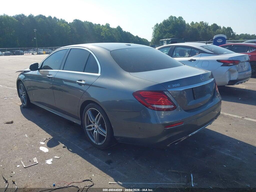 WDDZF4JBXHA083705 2017 MERCEDES-BENZ E 300 photo no. 3