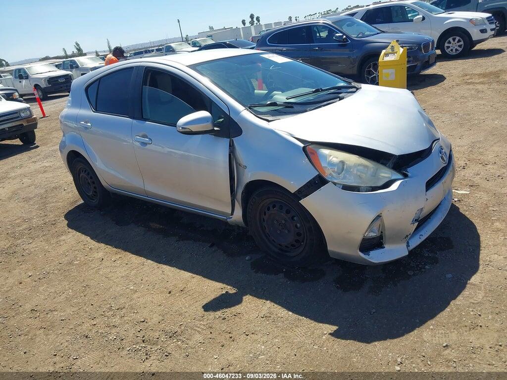 2014 TOYOTA PRIUS C JTDKDTB32E1561775