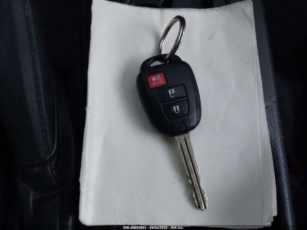2T3ZFREV8HW347548 2017 TOYOTA RAV4 photo no. 11