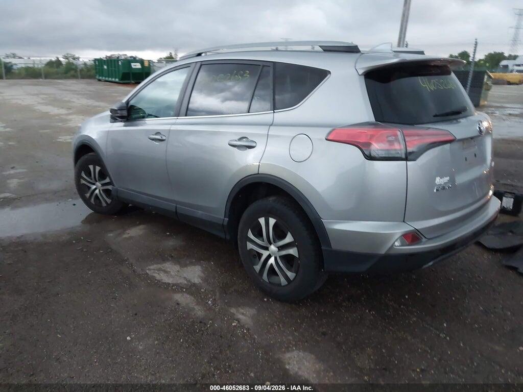 2T3ZFREV8HW347548 2017 TOYOTA RAV4 photo no. 3