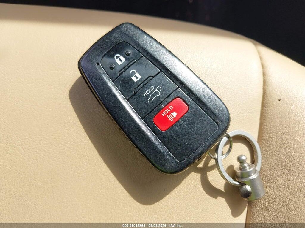 JTMB6RFV9MD013312 2021 TOYOTA RAV4 HYBRID photo no. 11