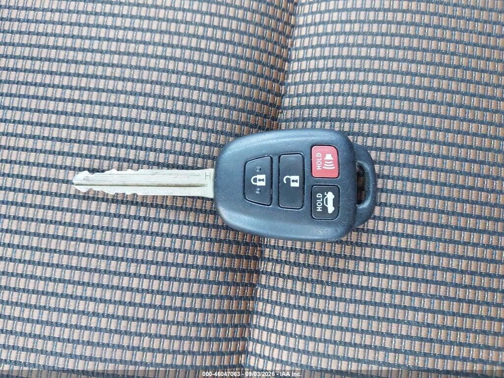 5YFBURHE7FP326832 2015 TOYOTA COROLLA photo no. 11