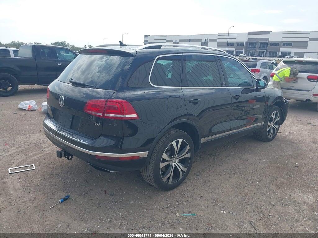 WVGRF7BP5HD004845 2017 VOLKSWAGEN TOUAREG photo no. 4