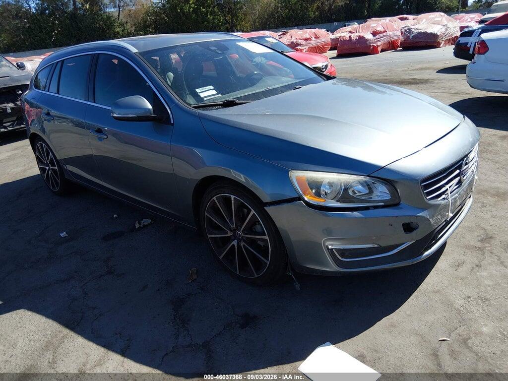 2017 VOLVO V60 YV140MEK5H1371271