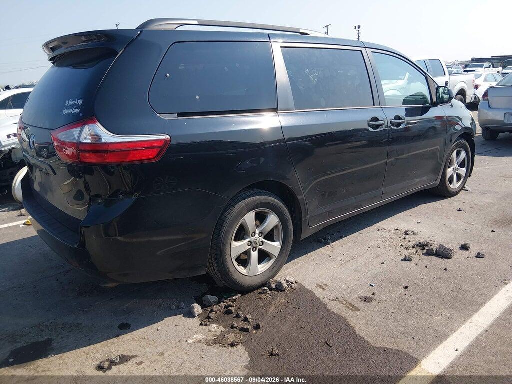 5TDKK3DC6FS574391 2015 TOYOTA SIENNA photo no. 4