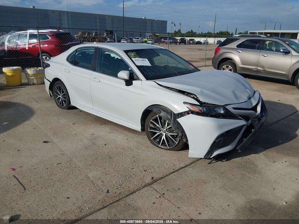 2022 TOYOTA CAMRY 4T1G11AK6NU072124