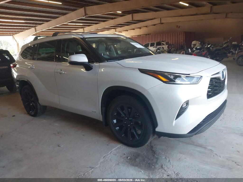 2022 TOYOTA HIGHLANDER 5TDABRCH9NS562469