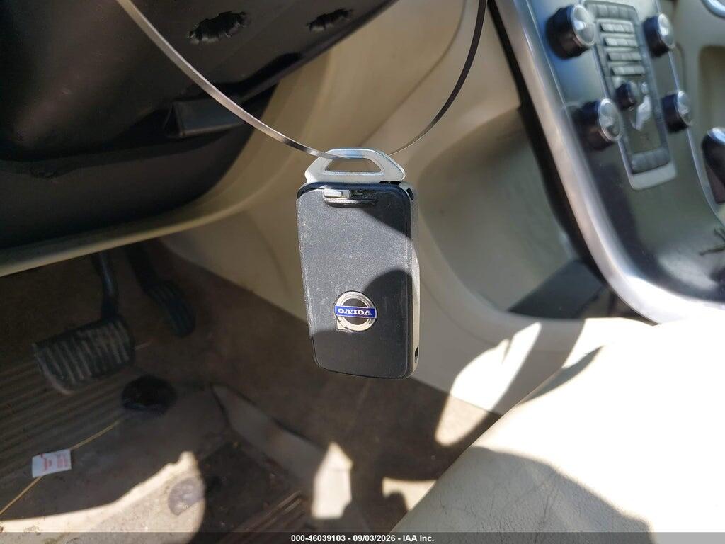 YV4940RC1F2610895 2015 VOLVO XC60 photo no. 11