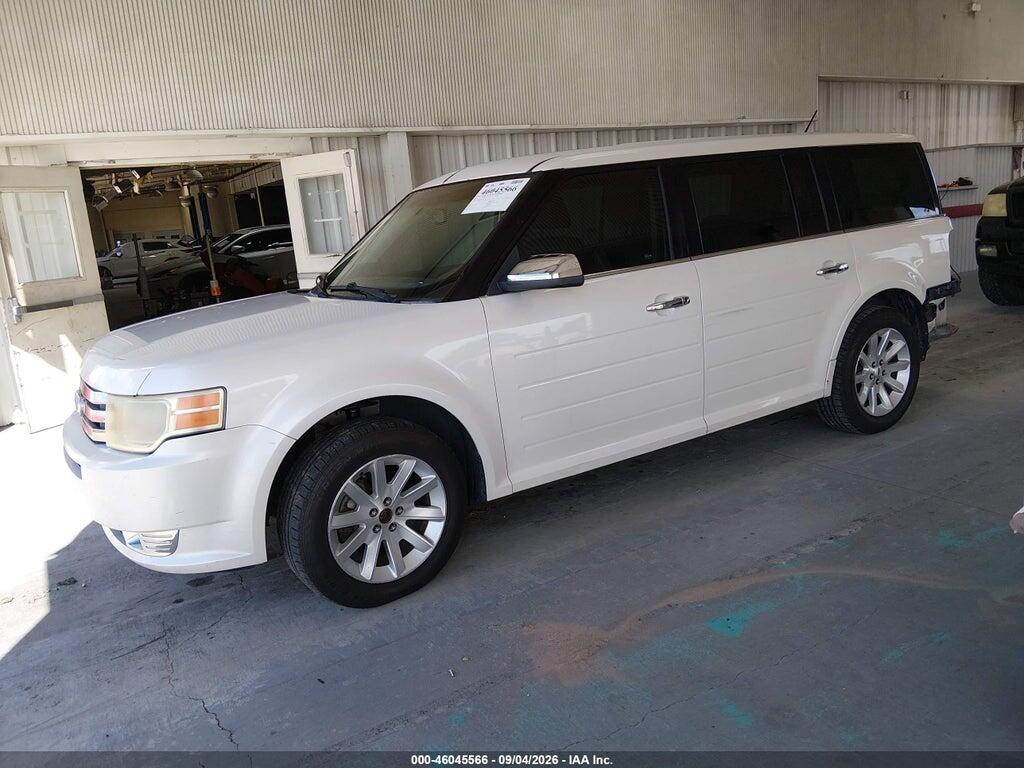 2FMGK5CC1BBD19142 2011 FORD FLEX photo no. 2