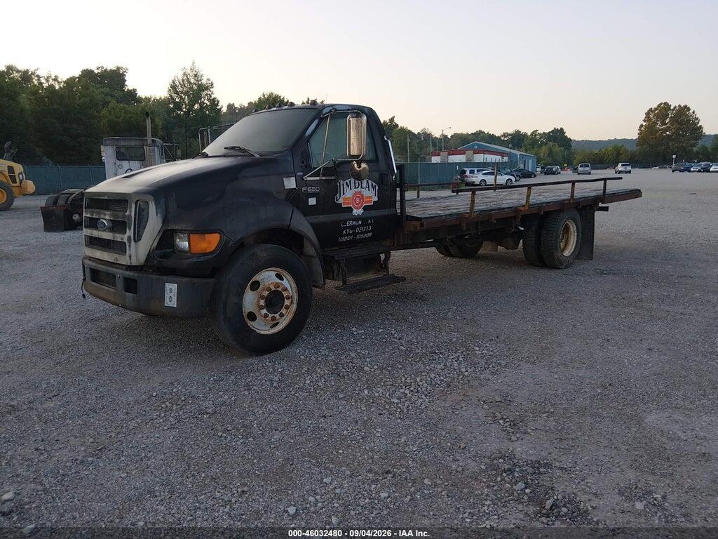 3FRWF65E44V655343 2004 FORD F-650 photo no. 2