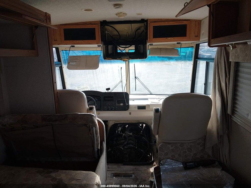 5B4LP57G733367348 2003 WORKHORSE CUSTOM CHASSIS MOTORHOME CHASSIS photo no. 5