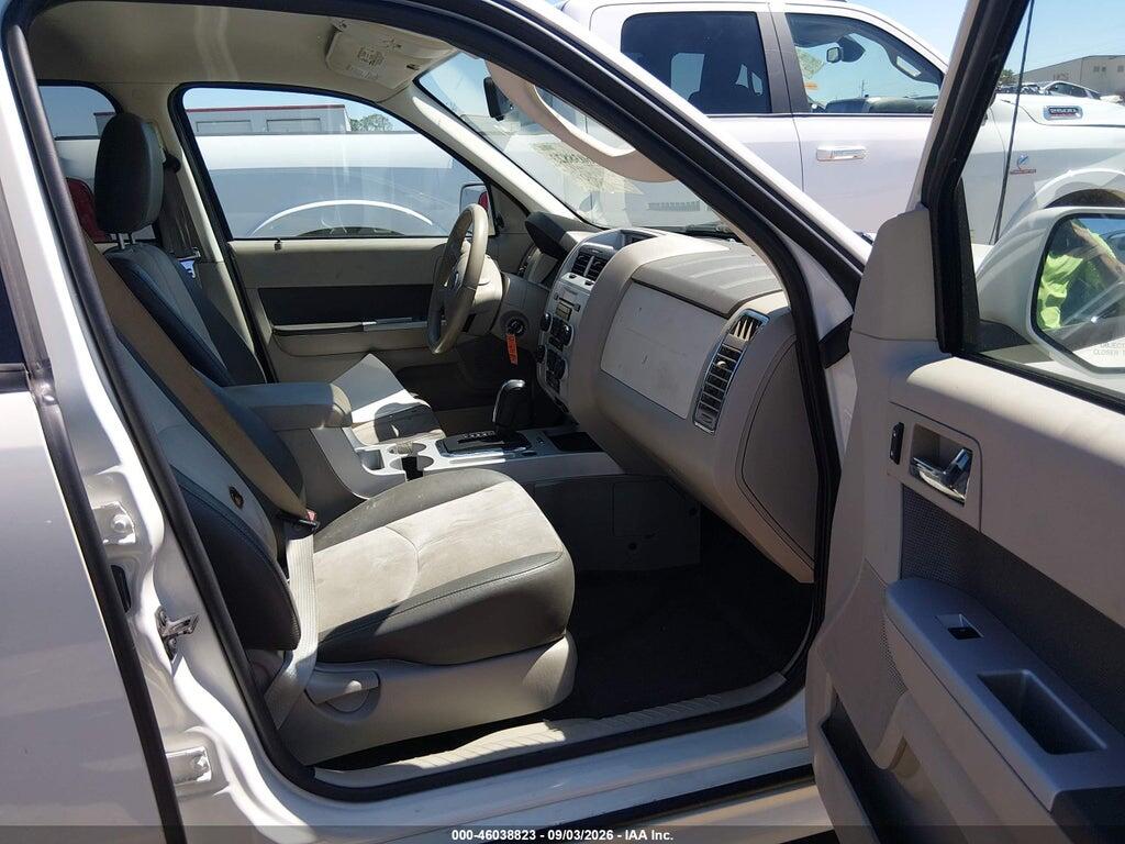 4M2CU877X9KJ22279 2009 MERCURY MARINER photo no. 5