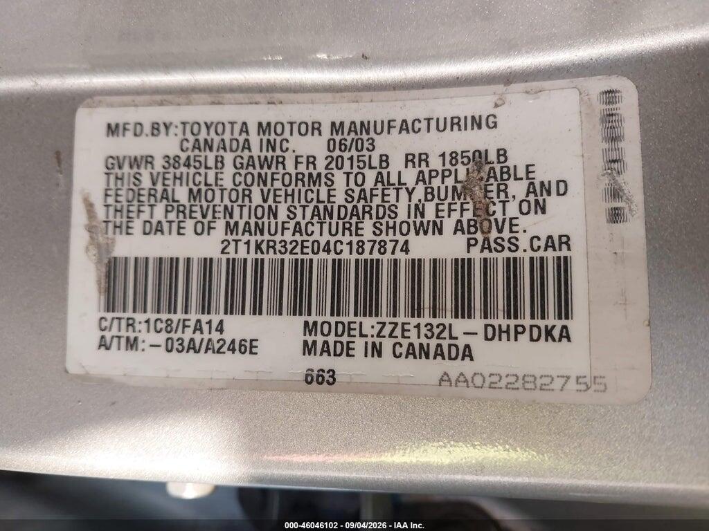 2T1KR32E04C187874 2004 TOYOTA MATRIX photo no. 9