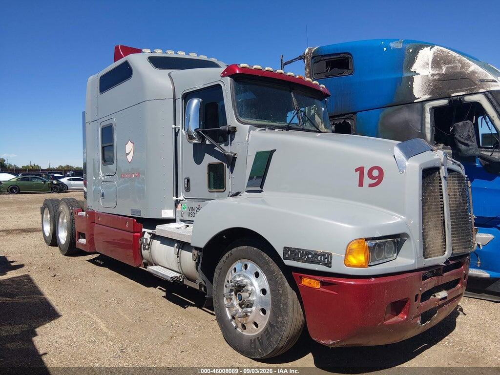 2005 KENWORTH CONSTRUCTION 1XKADB9X25R079926