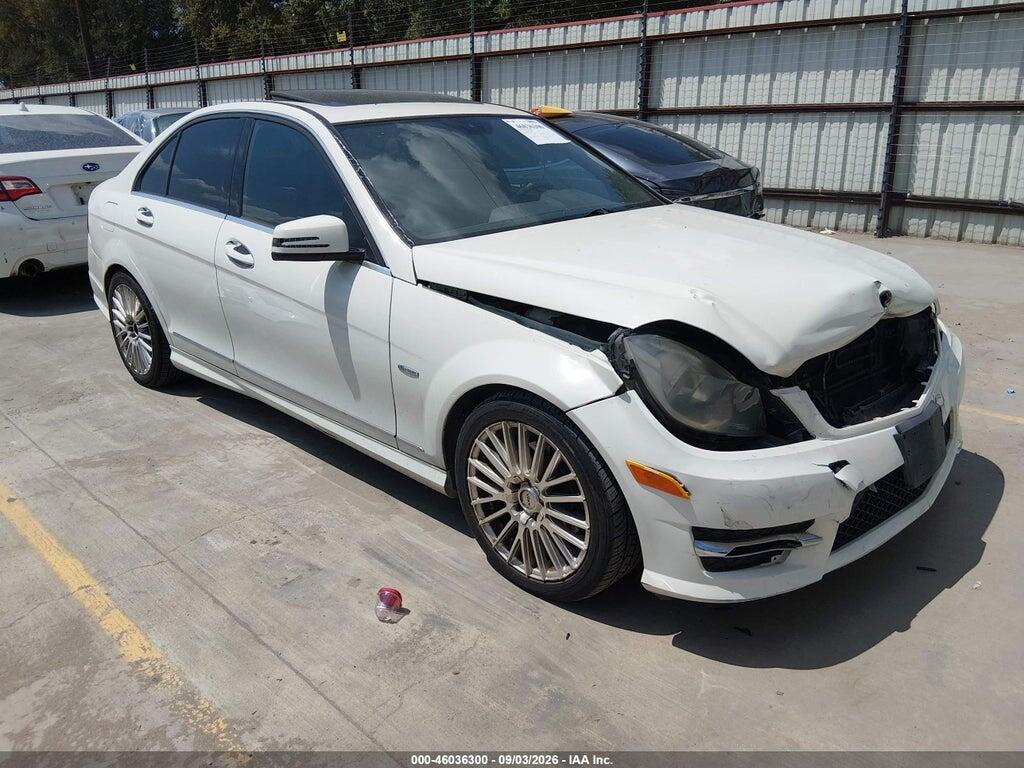 2012 MERCEDES-BENZ C 250 WDDGF4HB7CA604269