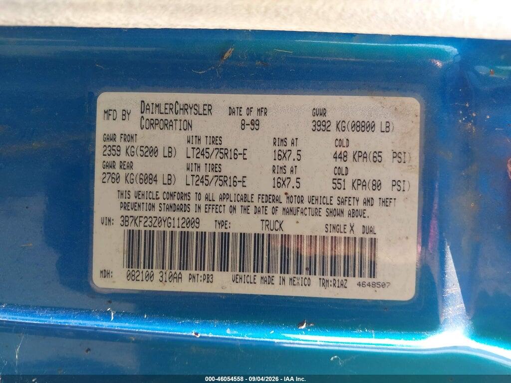 3B7KF23Z0YG112009 2000 DODGE RAM 2500 photo no. 9
